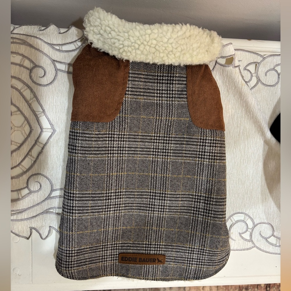 Eddie Bauer Brown and Gray Plaid Dog Coat with Shearling Collar size Medium